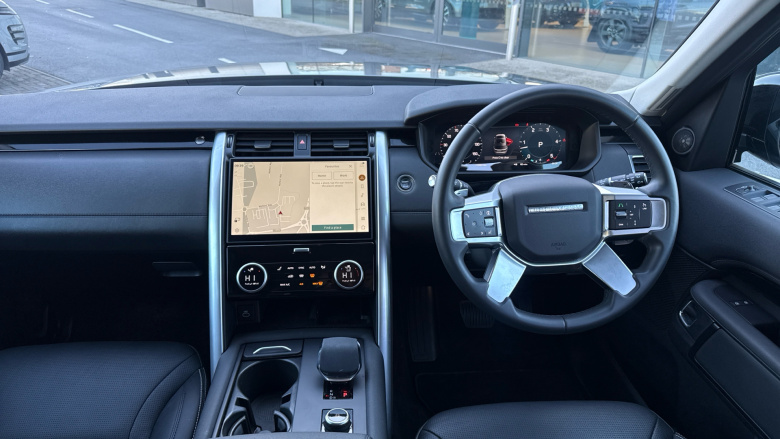 Land Rover Discovery 3.0 D300 S 5dr Auto Diesel Station Wagon